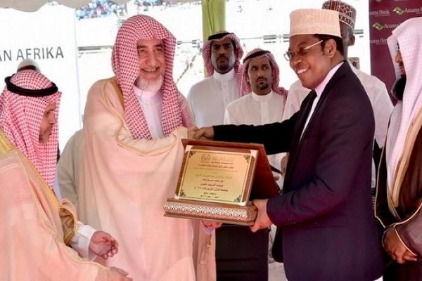 ختام مسابقة شرق أفريقيا للقرآن بحضور رئيس وزراء تنزانيا + صور
