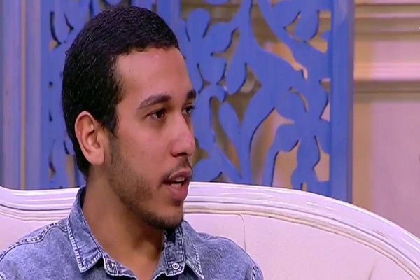 مينا عاطف.. مسيحي يحقق المركز الأول بالنشيد الإسلامي في جامعات مصر