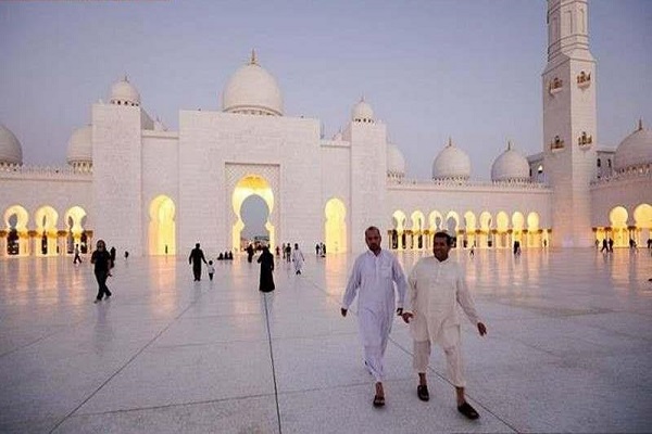 جامع الشيخ زايد في أبوظبي