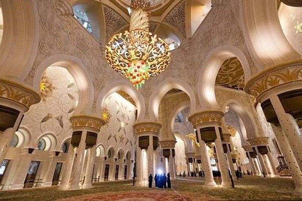 جامع الشيخ زايد في أبوظبي