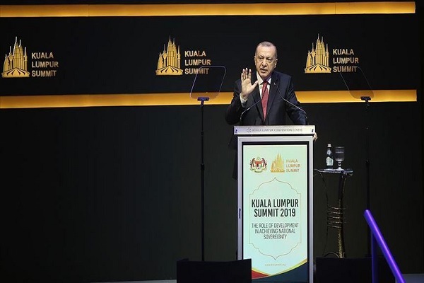 الرئيس الايراني: عدم استقرار بلدان إسلامية يمهد لتدخلات أجنبية الرئيس الايراني: عدم استقرار بلدان إسلامية يمهد لتدخلات أجنبية