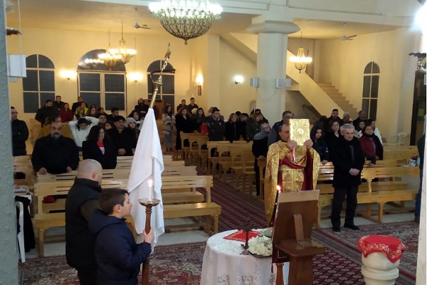 کنائس لبنان تبثّ القرآن في عید المیلاد