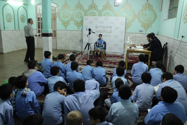 بمشاركة أكثر من ٦٠٠ طالب،، دار القرآن الكريم تطلق مسابقتها الثالثة للمدراس الأكاديمية بقم المقدسة