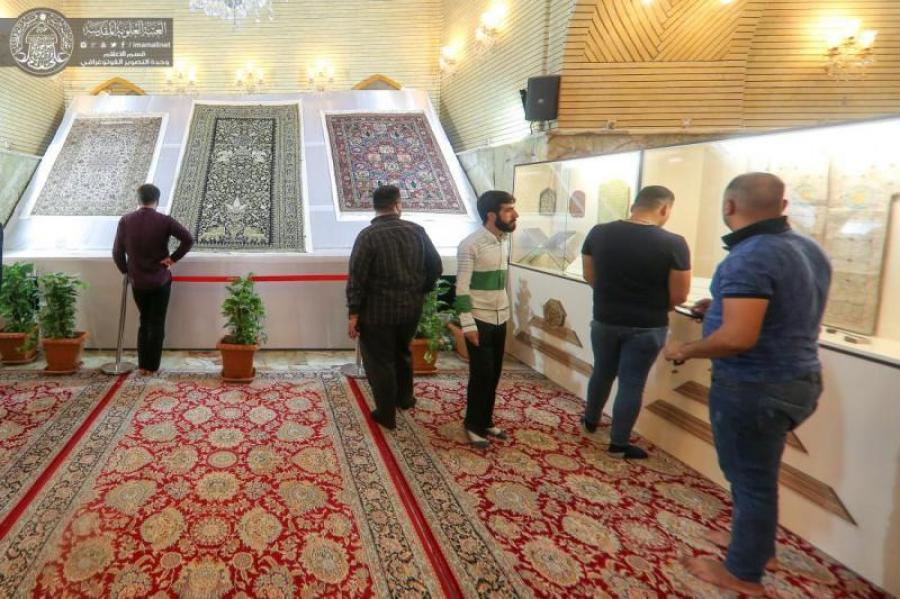 بالصور...العتبة العلوية تعرض مخطوطة نادرة للمصحف بخطّ الامام علي(ع)