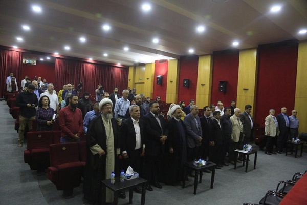 حفل تدشين حاشد لكتاب هبوط في الصحراء للدكتور شريعتي حفل تدشين حاشد لكتاب هبوط في الصحراء للدكتور شريعتي