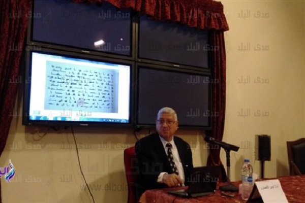 بالصور .. الأنصاري: المصحف الشريف كتب بالخط الكوفي 500 سنة 