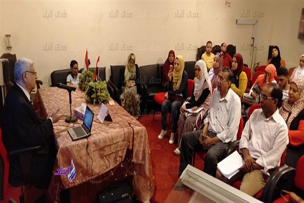 بالصور .. الأنصاري: المصحف الشريف كتب بالخط الكوفي 500 سنة 