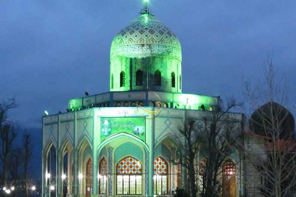 إیران: إستقرار طلاب ناطقین بلغات أجنبیة للتعریف بالمراقد المقدسة