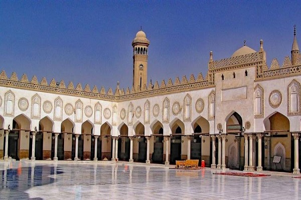 الأزهر يشيد بموقف بلجيكا بطرد يمينيين خطّطوا لحرق المصحف الأزهر يشيد بموقف بلجيكا بطرد يمينيين خطّطوا لحرق المصحف