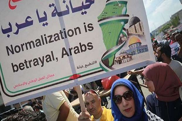 ردود فعل فلسطينية غاضبة على زيارة نتنياهو لأرض الحرمين الشريفين ردود فعل فلسطينية غاضبة على زيارة نتنياهو لأرض الحرمين الشريفين