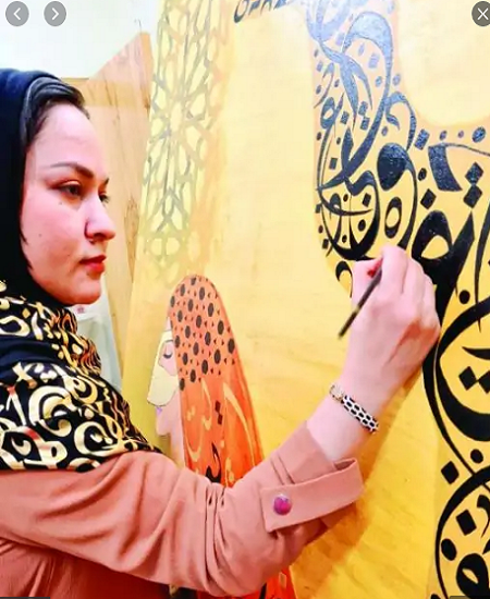 فنانة تشكيلية هندية: القرآن مصدر إلهام لفناني الخط العربي