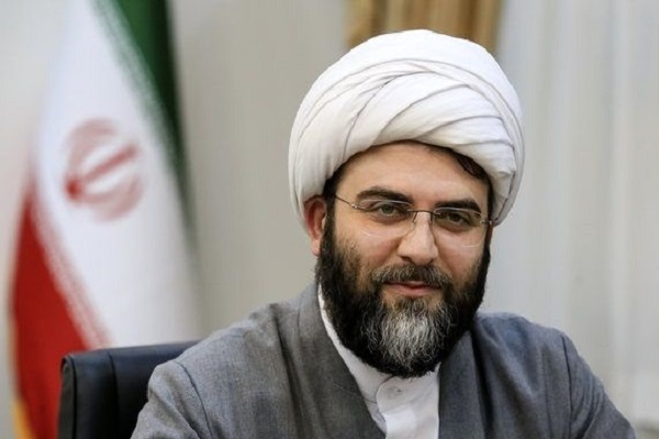القرآن محور عمل الدعوة الإسلامیة فی ایران
