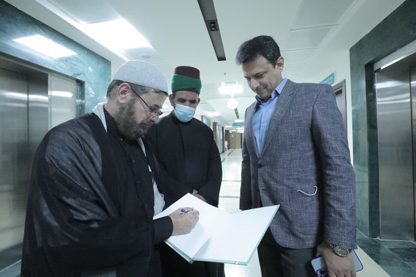 في أكبر صرح طبي..العتبة الحسينية تقيم فعالية قرآنية لشفاء المرضى في أكبر صرح طبي..العتبة الحسينية تقيم فعالية قرآنية لشفاء المرضى