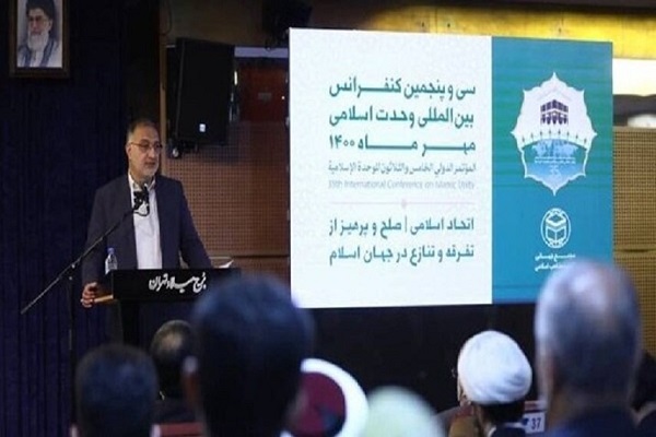 أمين مجمع التقريب: الخلافات بين المذاهب الاسلامية تشجع أعداء الاسلام على التآمر أمين مجمع التقريب: الخلافات بين المذاهب الاسلامية تشجع أعداء الاسلام على التآمر