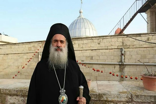 المطران حنا: الإنحياز للشعب الفلسطيني يعد واجباً دينياً وأخلاقياً + فيديو
