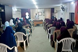بالصور...تنظيم دورة قرآنية للفلسطينيين المقيمين في لبنان