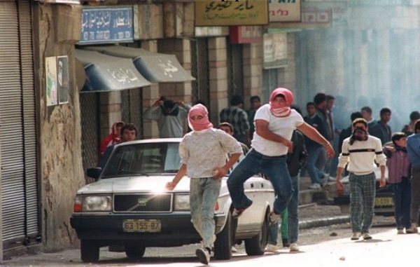 34 عاماً على 34 عاماً على