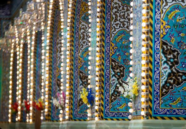 بالصور...نشر مظاهر الزينة في العتبة العبّاسية ابتهاجاً بذكرى ولادة السيّدة الزهراء (س) بالصور...نشر مظاهر الزينة في العتبة العبّاسية ابتهاجاً بذكرى ولادة السيّدة الزهراء (س)