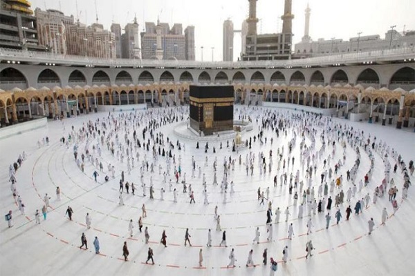 120 جنسية تؤدي الحج هذا العام 120 جنسية تؤدي الحج هذا العام