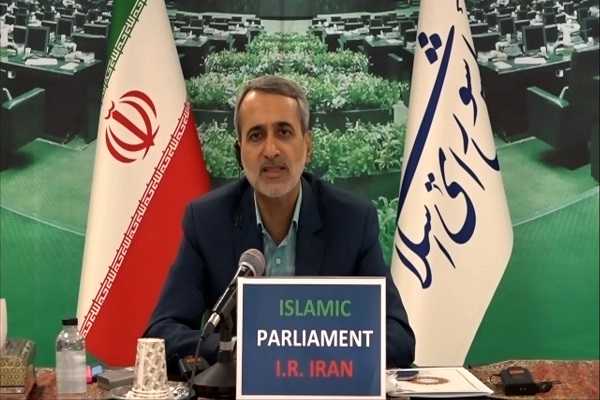 مطالبة بإصدار إعلان حقوقي إنطلاقاً من تعاليم الأديان السماوية في ندوة بيروت مطالبة بإصدار إعلان حقوقي إنطلاقاً من تعاليم الأديان السماوية في ندوة بيروت