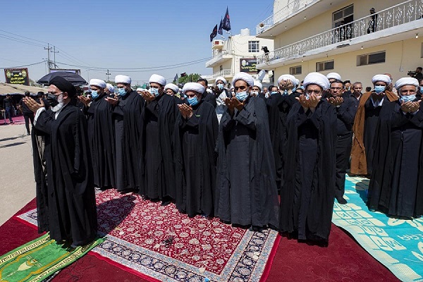 إقامةُ أطول صلاة جماعة موحّدة على طريق (يا حسين)