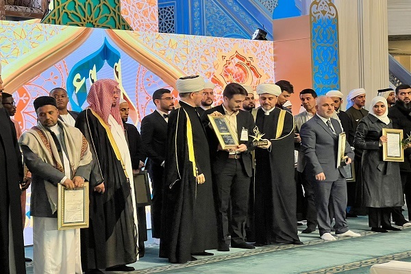 إیران تفوز بالمركز الثالث في مسابقة موسكو الدولية للقرآن + صور و فيديو