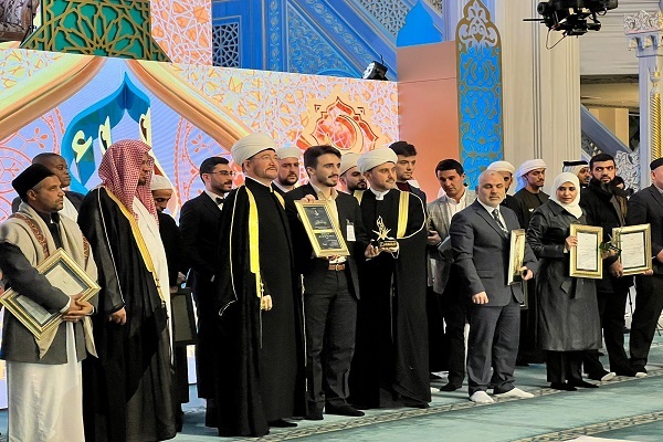 إیران تفوز بالمركز الثالث في مسابقة موسكو الدولية للقرآن + صور و فيديو