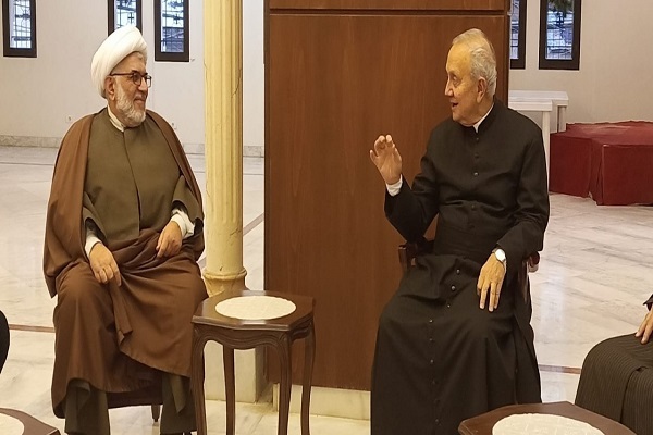 عيد ميلاد السيد المسيح(ع) هو الاحتفال بالسلام