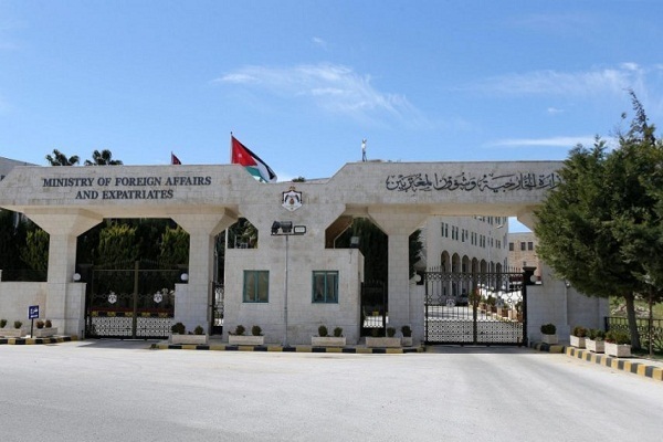 ردود أفعال فلسطينية على إعتداء قوات الاحتلال على المصلين في الأقصى