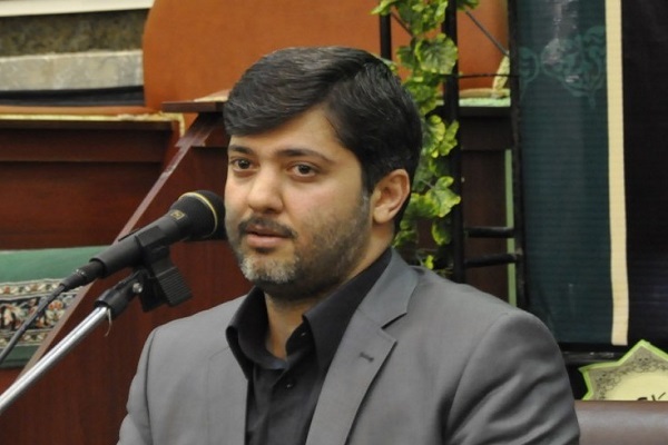 سورة القدر...تلاوة خاشعة بصوت القارئ الايراني 