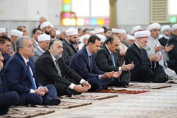 ملايين المسلمين يؤدون صلاة عيد الفطر في دول عدة