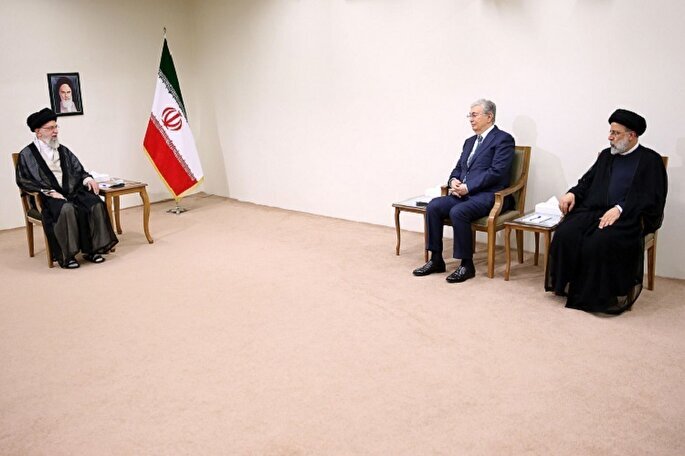 قائد الثورة: سبب المشكلة الأوكرانية هي أن الغرب يريد توسيع الناتو قائد الثورة: سبب المشكلة الأوكرانية هي أن الغرب يريد توسيع الناتو