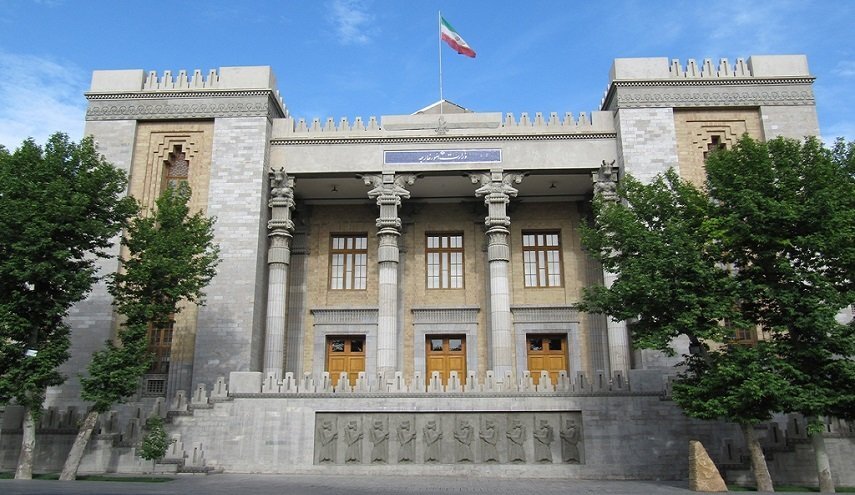 غضب عارم بعد إساءة مسؤولين بحزب 