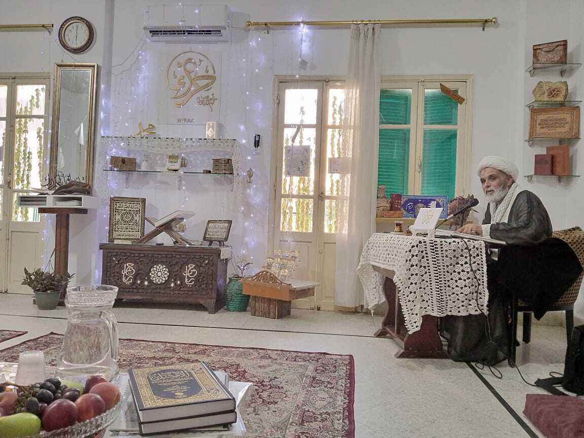 إقامة محاضرة بعنوان 