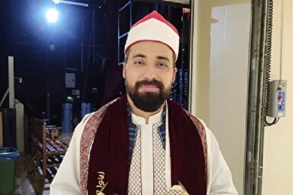 شاهد...تلاوة عطرة لسورة الإسراء بصوت القارئ الايراني