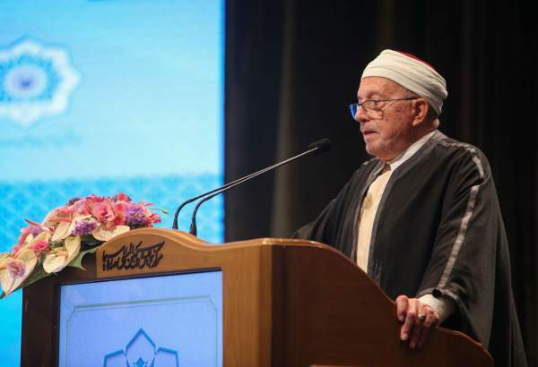 الأمة الاسلامية بحاجة ماسة إلى الوحدة/ التحذير من تفشي الخلافات المذهبية