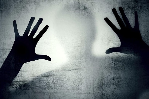 رسائل مؤلمة من أموات الكفار