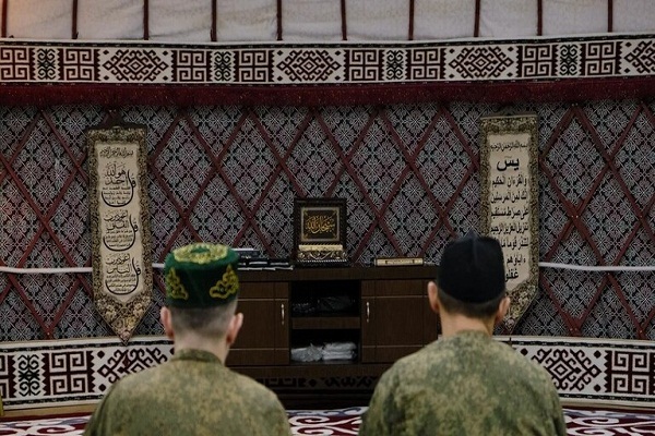 إفتتاح مصلى للعسكريين الروس المسلمين في سوريا + فیديو
