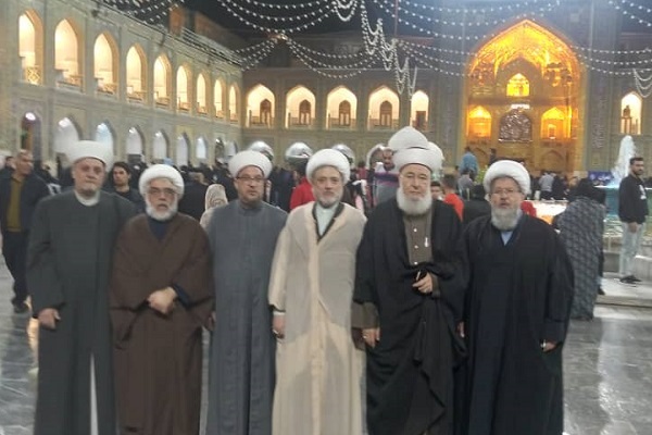 متولي العتبة الرضوية: مهمة العلماء المسلمين اليوم هي الدفاع عن الإسلام