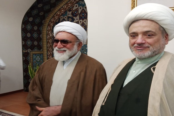 متولي العتبة الرضوية: مهمة العلماء المسلمين اليوم هي الدفاع عن الإسلام