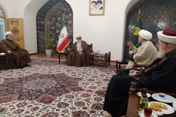 متولي العتبة الرضوية: مهمة العلماء المسلمين اليوم هي الدفاع عن الإسلام