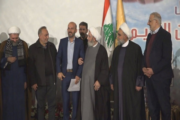 لبنان: حفل تكريم حفظة القرآن في مقام السيدة خولة (ع) في بعلبك +صور
