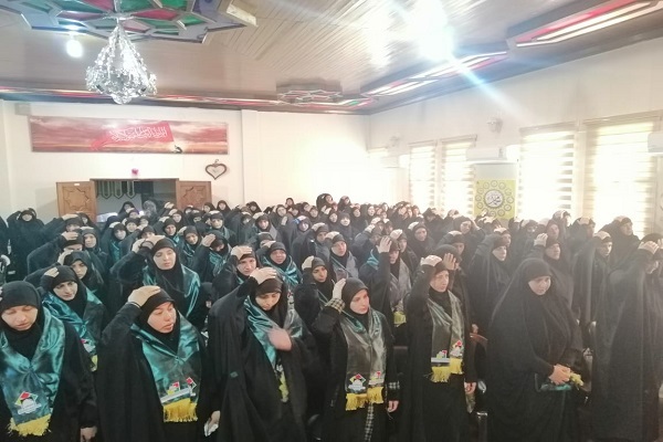 معاهد سيدة نساء العالمين (ع) تقيم حفل تخريج طالبات الإجازة في لبنان + صور