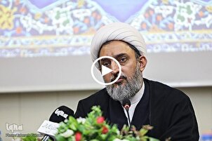 الإحسان إلى الوالدين بعد عبادة الله + فيديو
