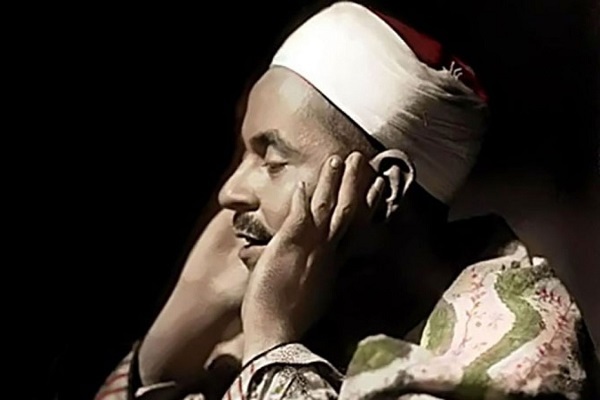 كيف أسلم الطيار الكندي بعد استماع تلاوة الشيخ محمد رفعت؟
