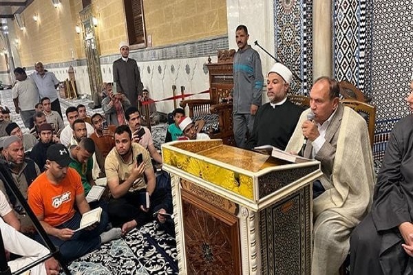 إقبال كثيف على مركز