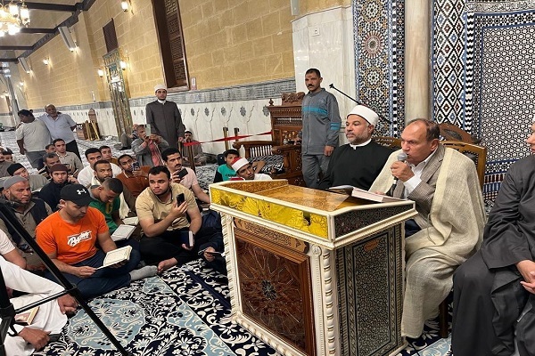 إقبال كثيف على مركز