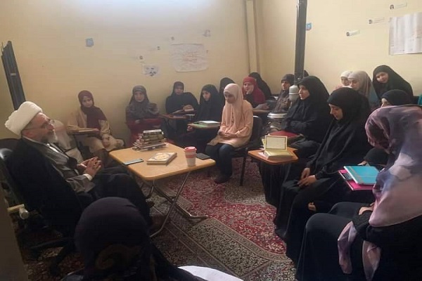 جمعية القرآن تفتتح دورة لحفظ القرآن في البقاع + صور