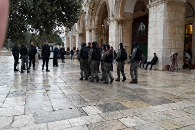القدس على صفيح ساخن.. اقتحام كبير للأقصى وانطلاق 