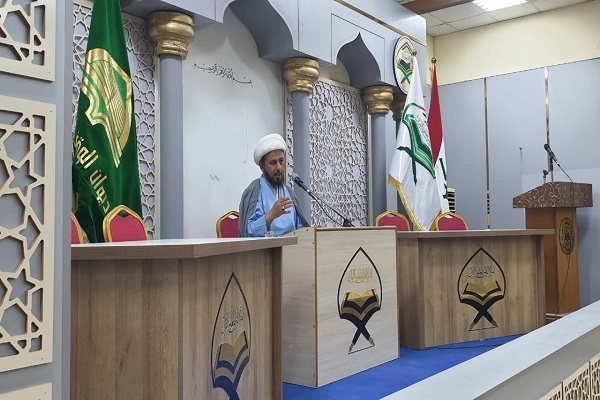 بالصور...تنظيم دورة قرآنية نسوية بعنوان